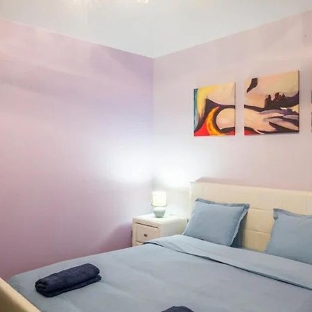 Apartments In The Center Of Minsk On Romanovskay Sloboda 10 Екстер'єр фото